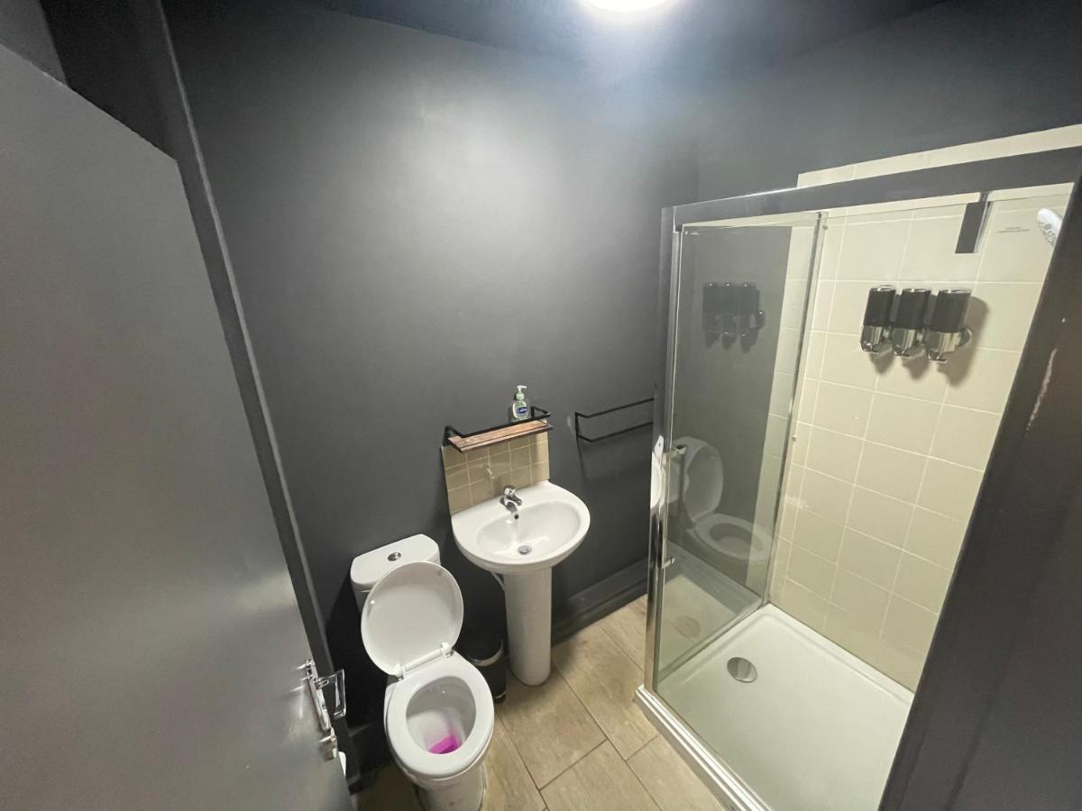 The Willow - Superb Spacious 3 Bed Room Apartment Blackpool Buitenkant foto